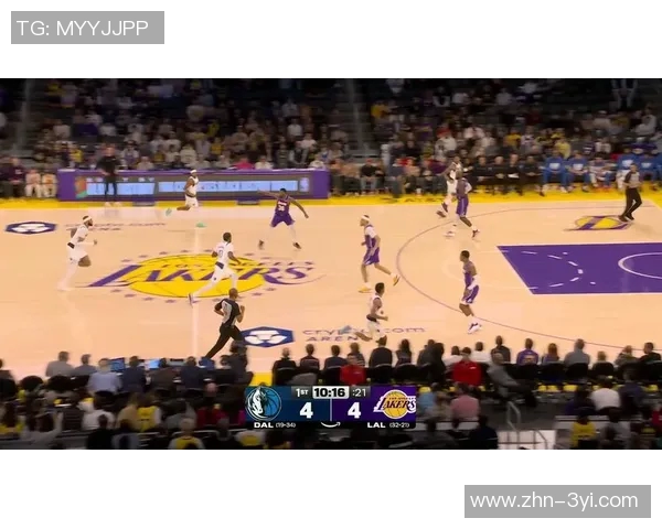 詹姆斯助力八村频频攻筐展现默契配合引发球迷热议 詹姆斯助力八村频频攻筐展现默契配合引发球迷热议